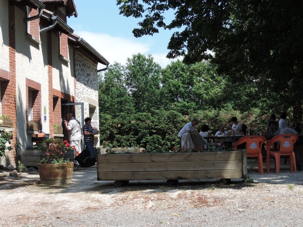 Auberge De La Normandie Junhac Exterior foto